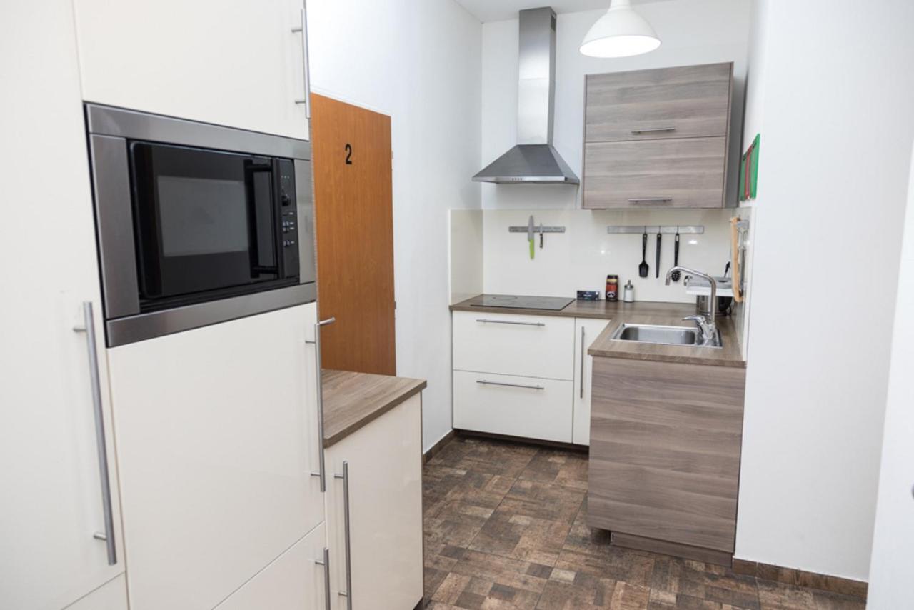 Welcome Apartments On Lublanska Praga Esterno foto